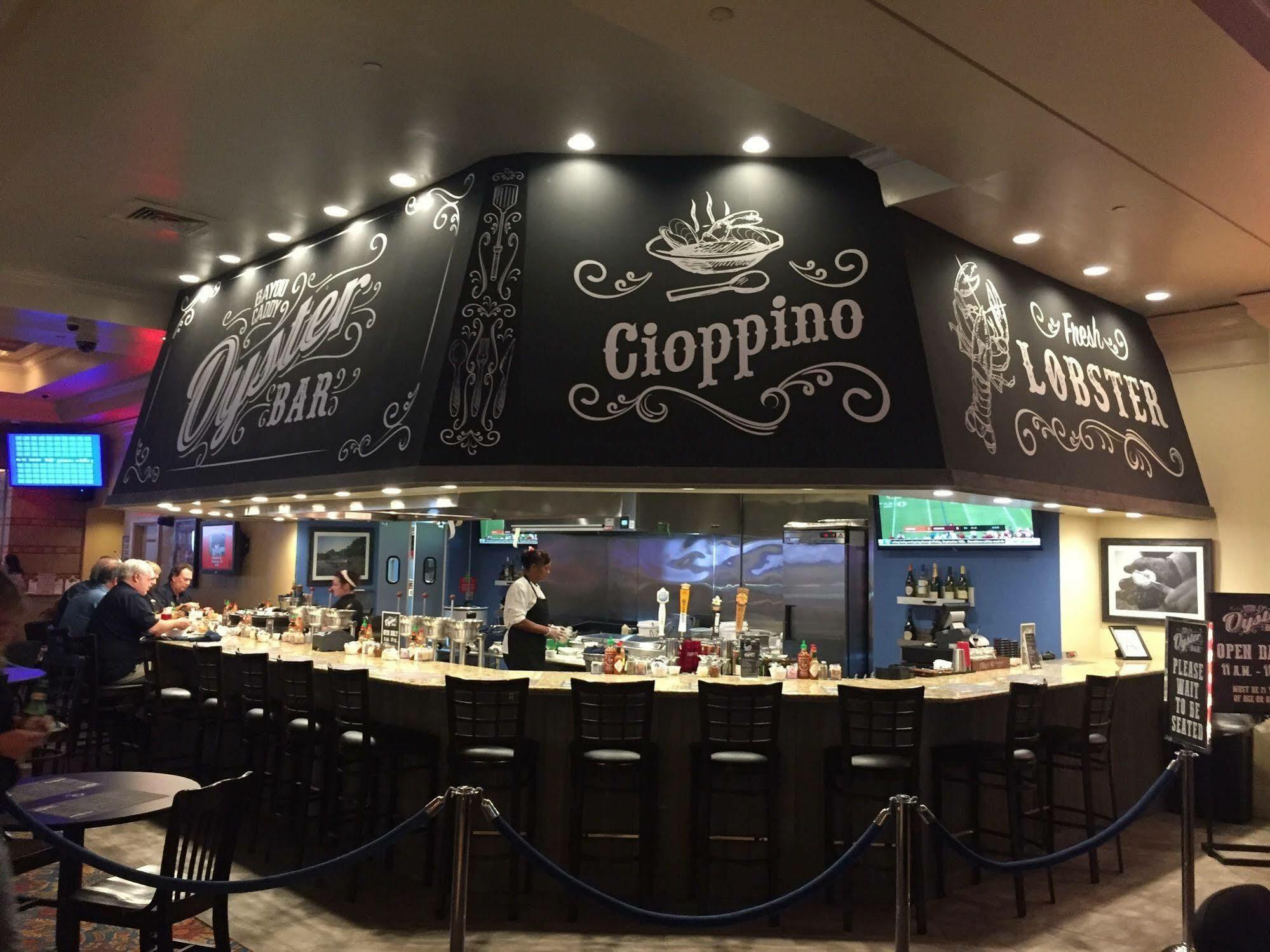Silver Slipper Casino Hotel (Adults Only) Бей-Сент-Луис Экстерьер фото